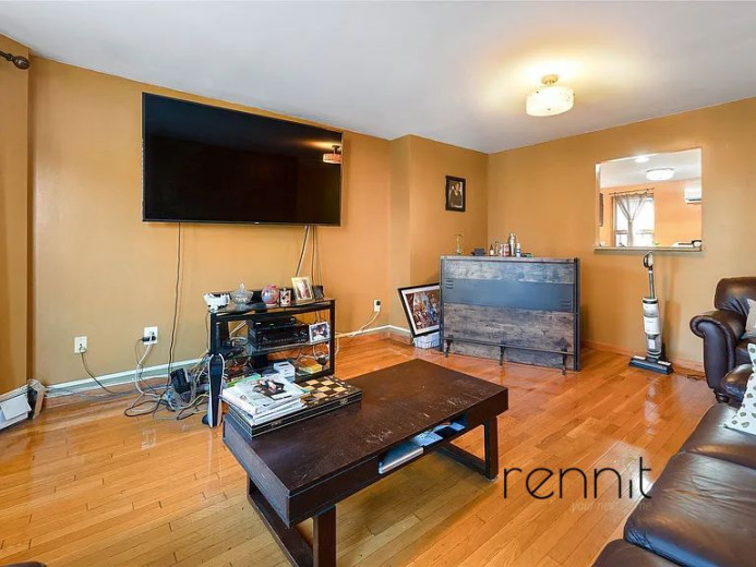 501 Greene Ave, Apt 1 Image 2