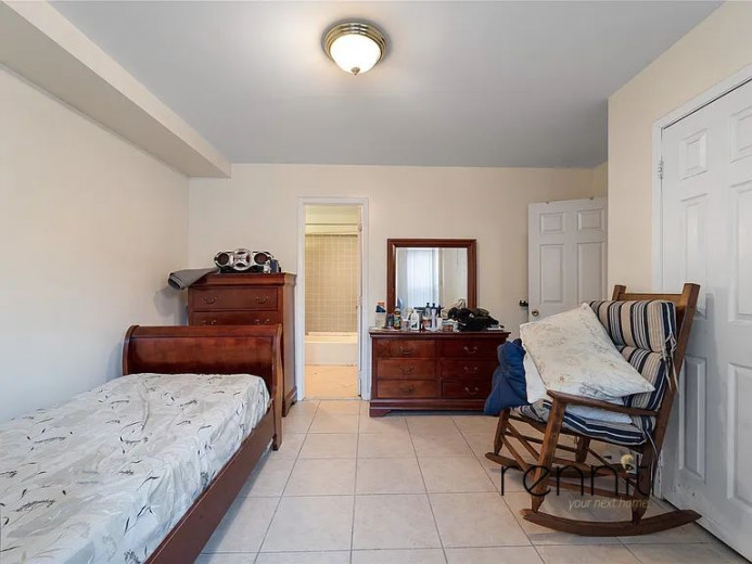 501 Greene Ave, Apt 1 Image 8