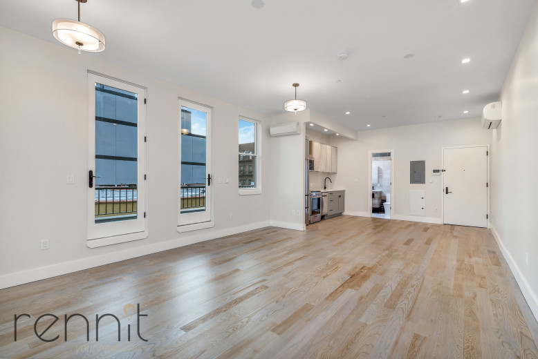 235 Martense St, Apt 3A Image 2