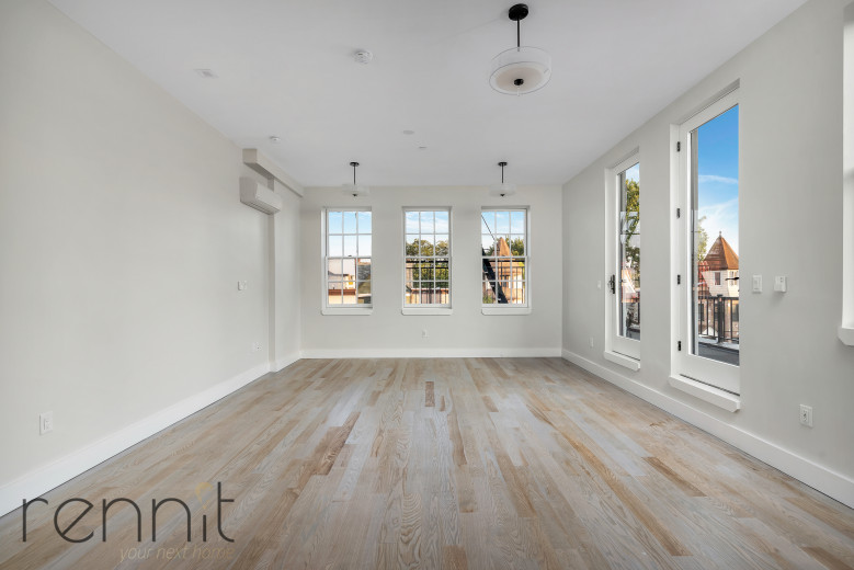 235 Martense St, Apt 3A Image 3