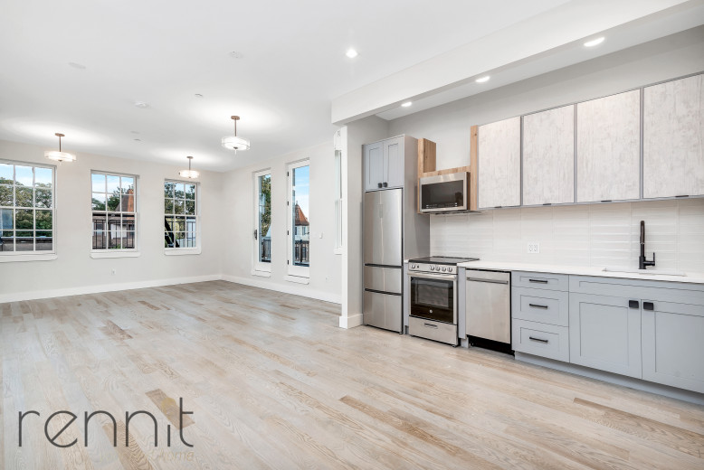 235 Martense St, Apt 3A Image 6