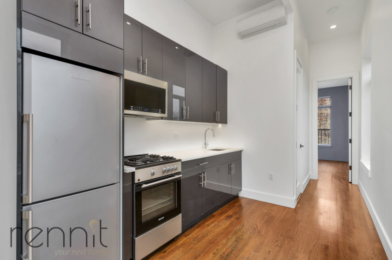 313 Wilson Ave, Apt 2R Image 2
