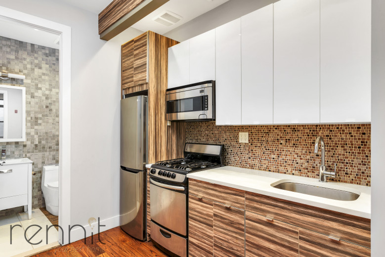 377 Onderdonk Ave, Apt 3B Image 7