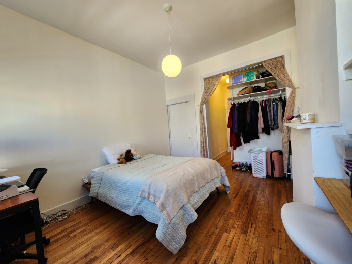 299 Stanhope St, Apt 3R Image 3