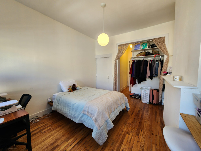299 Stanhope St, Apt 3R Image 4