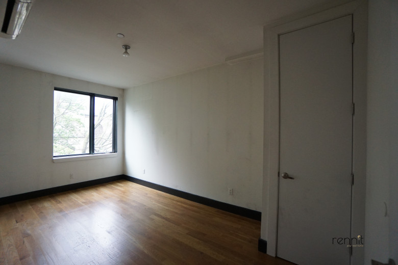 562 Park Pl, Apt 4B Image 14