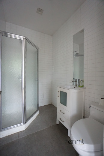 562 Park Pl, Apt 4B Image 18