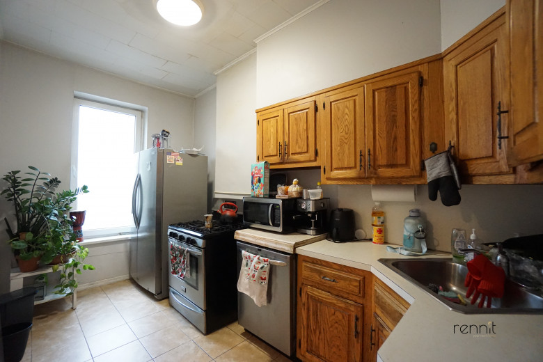 75-07 60th Ln, Apt 2 Image 3