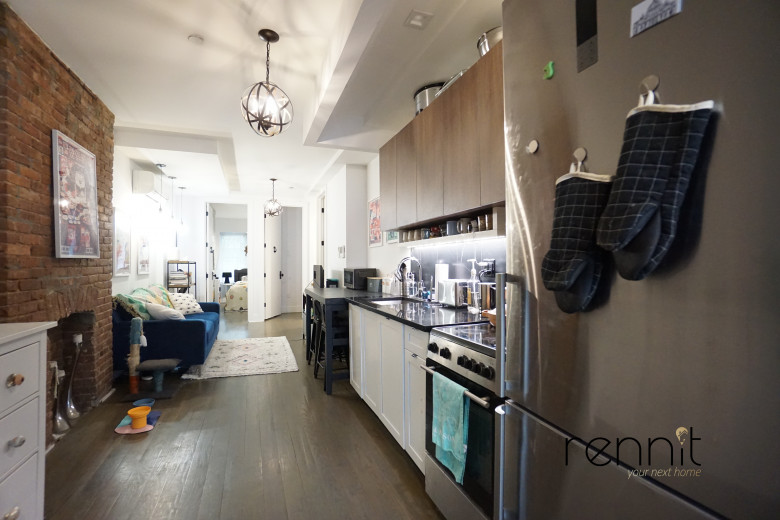 816 St Johns Pl, Apt 1F Image 4