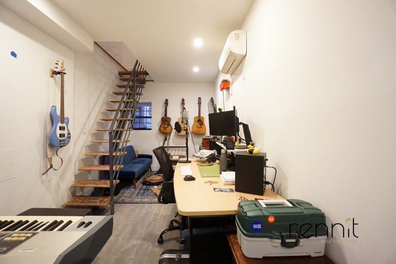 336 Chauncey St, Apt 1D Image 10
