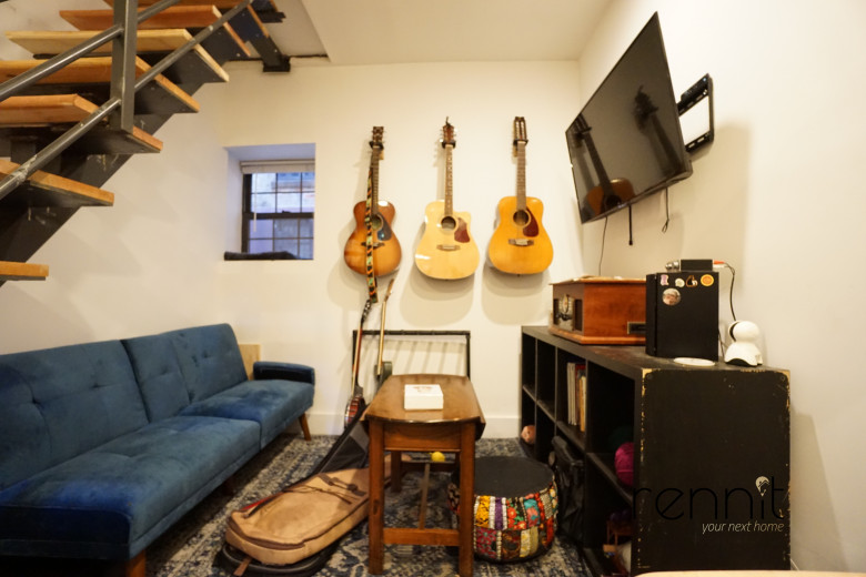 336 Chauncey St, Apt 1D Image 14