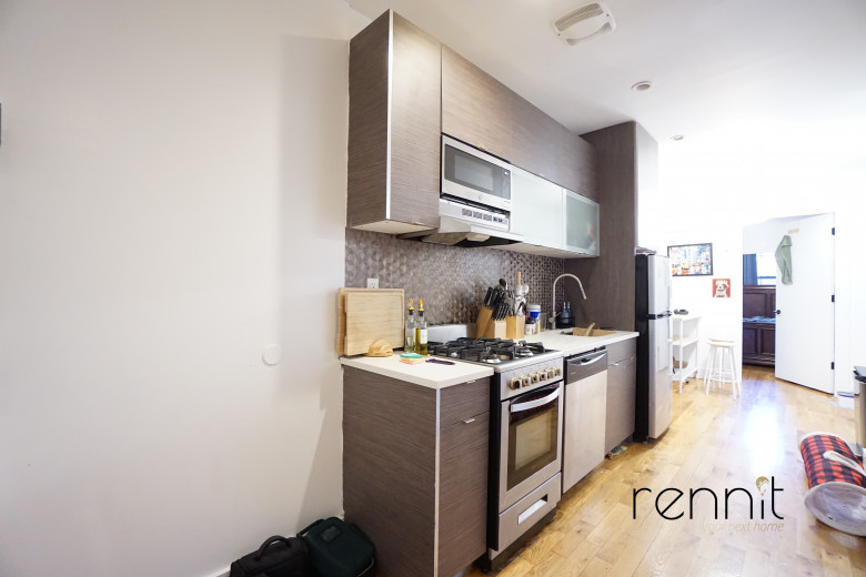 336 Chauncey St, Apt 1D Image 3