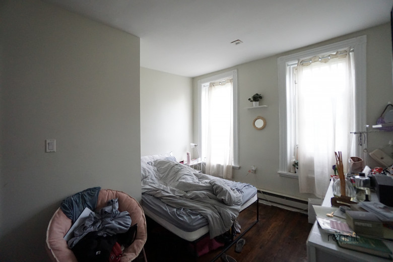 183 Hull St, Apt 2 Image 12