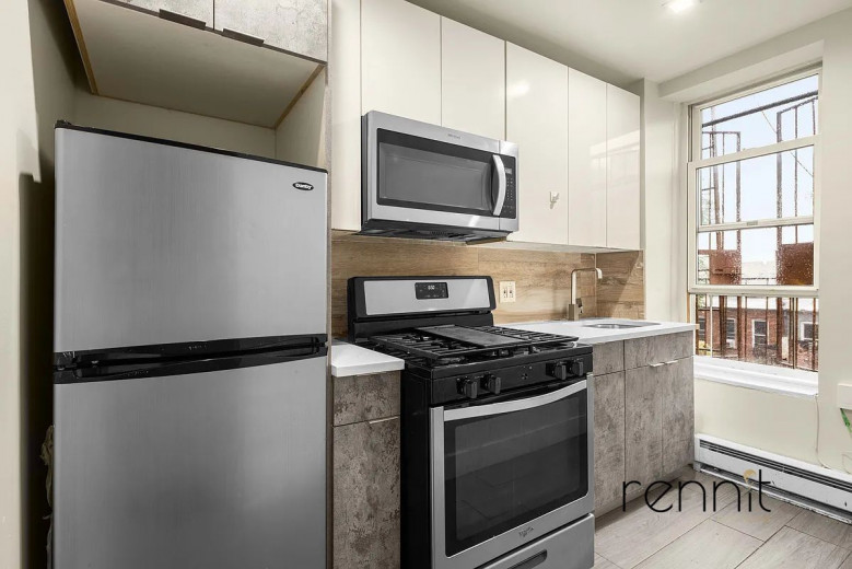 183 Hull St, Apt 2 Image 14