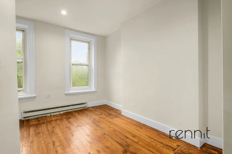 183 Hull St, Apt 2 Image 18