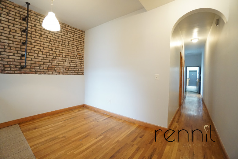 823 St Johns Pl, Apt 3B Image 2
