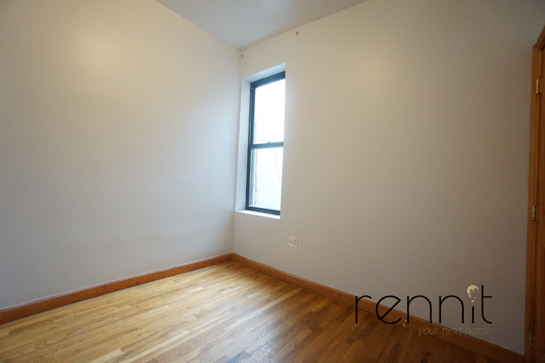 823 St Johns Pl, Apt 3B Image 4