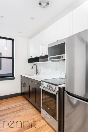 223 Martense St, Apt 4R Image 9