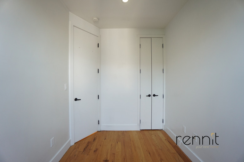 259 Boerum St, Apt 3L Image 6