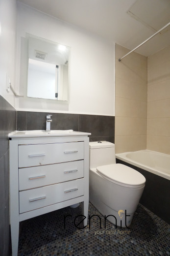 259 Boerum St, Apt 3L Image 8