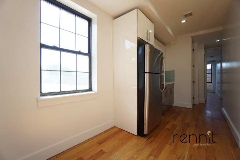 259 Boerum St, Apt 3L Image 9