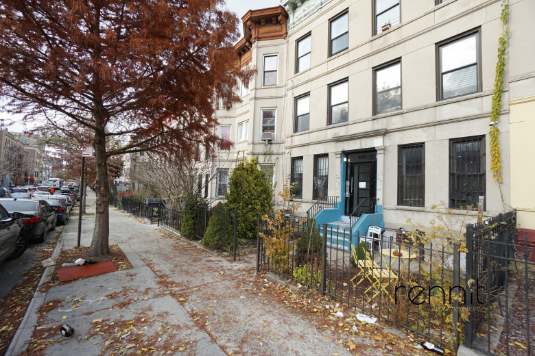 625 Sterling Pl, Apt 3L Image 10