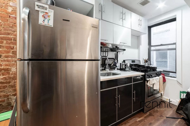 625 Sterling Pl, Apt 3L Image 3