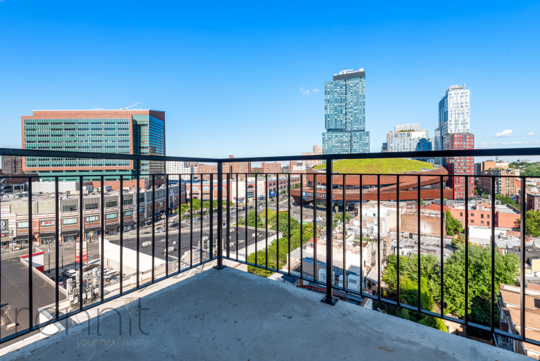 375 Dean St, Apt 807 Image 8