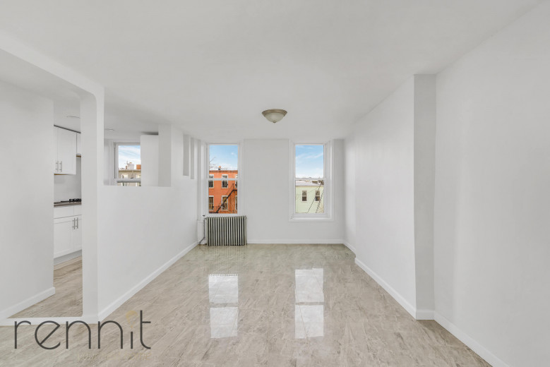 91 Somers St, Apt 2 Image 1