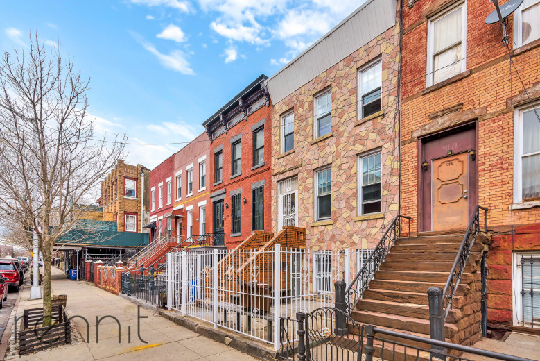 91 Somers St, Apt 2 Image 8