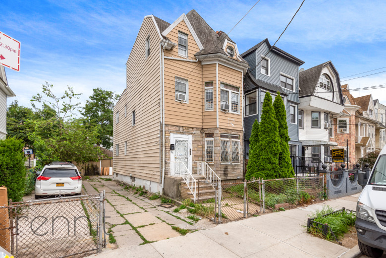 36 Hubbard Pl, Apt 1 Image 16