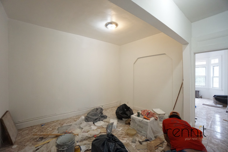 36 Hubbard Pl, Apt 1 Image 4