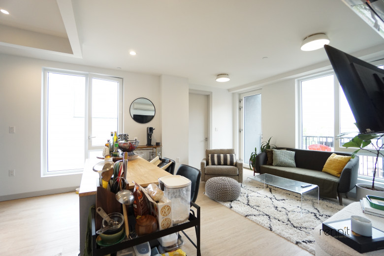 2809 Clarendon Rd, Apt 501 Image 1