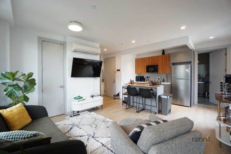2809 Clarendon Rd, Apt 501 Image 2
