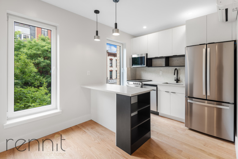 331 Bedford Ave, Apt 3 Image 1