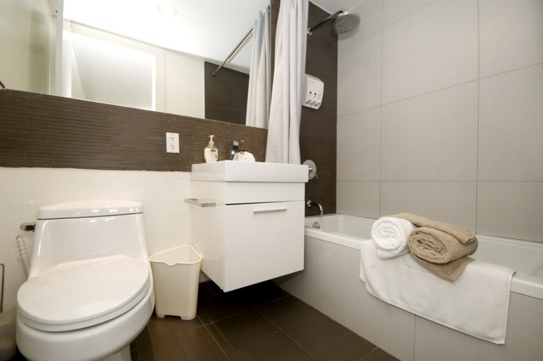 616 Willoughby Ave, Apt 6D Image 6