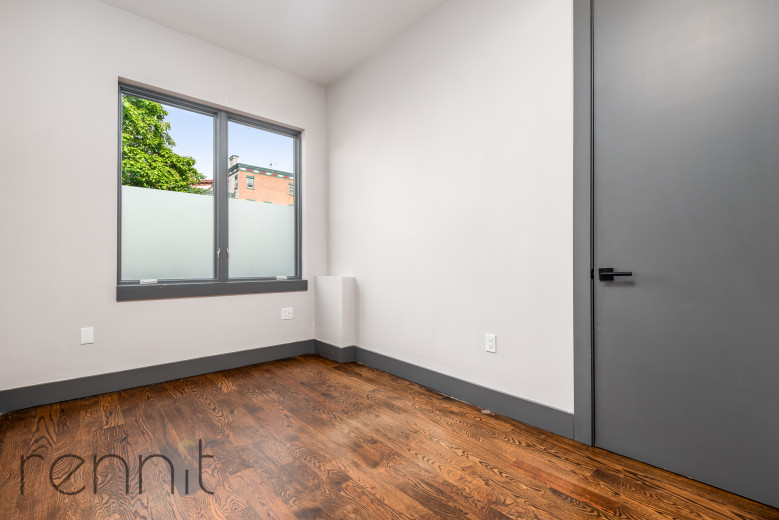 272 Throop Ave, Apt 1F Image 5