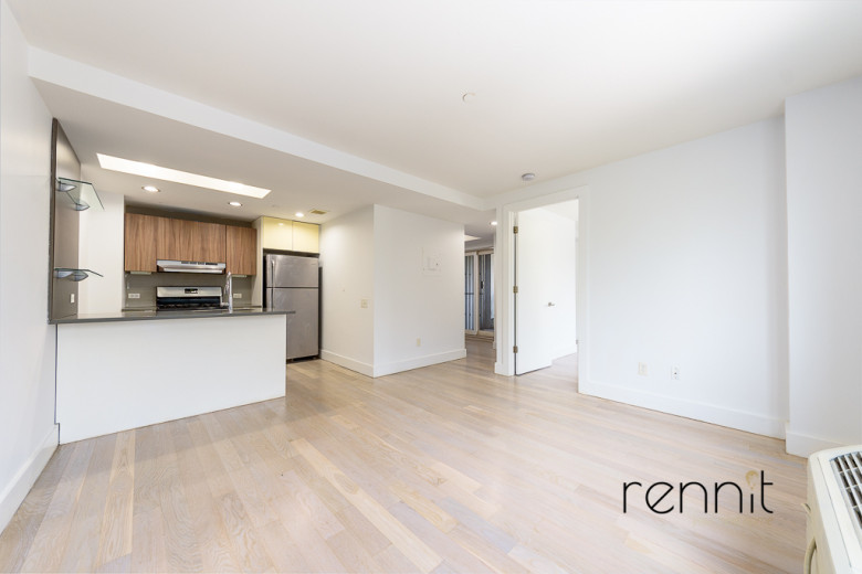 616 Willoughby Ave, Apt 2B Image 1