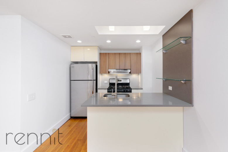 616 Willoughby Ave, Apt 2B Image 9
