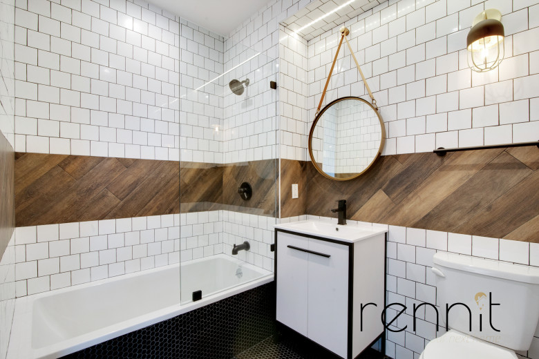 2527 Church Ave, Apt 3C Image 4