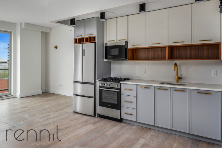 937 Rogers Ave, Apt 6B Image 3