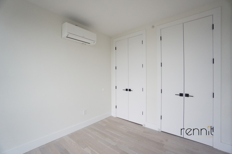 937 Rogers Ave, Apt 6B Image 5