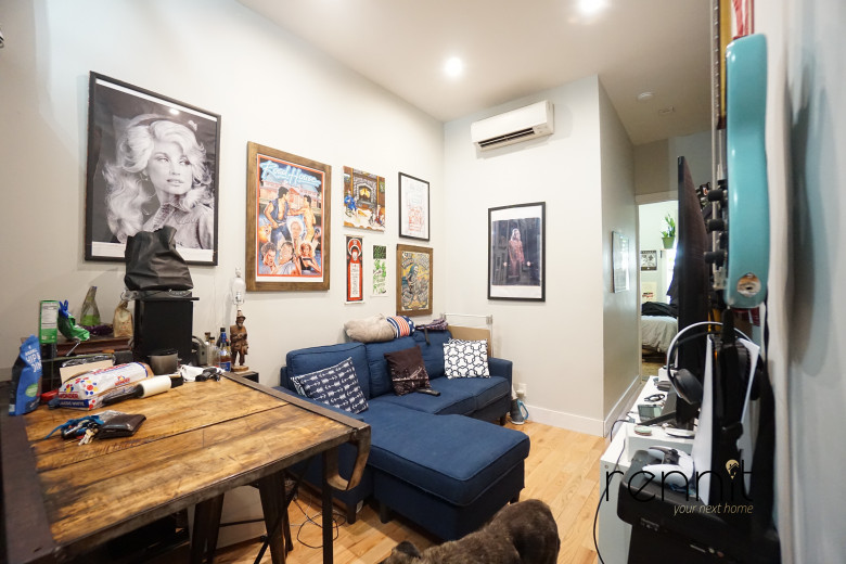 583 Onderdonk Ave, Apt 1R Image 3