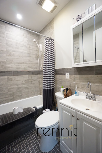 583 Onderdonk Ave, Apt 1R Image 7