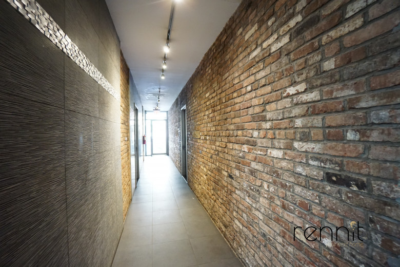 188 Marcus Garvey Blvd, Apt 302 Image 9