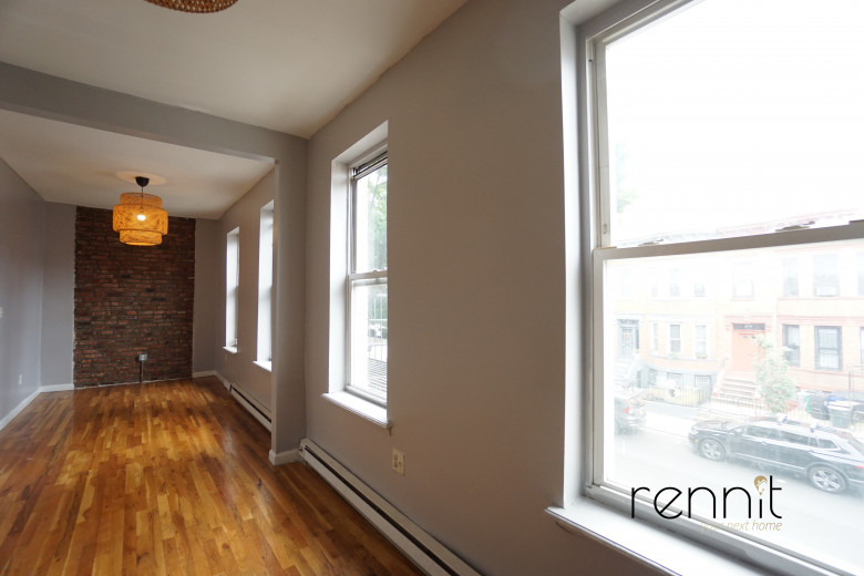 1257 Lincoln Pl, Apt 7 Image 4