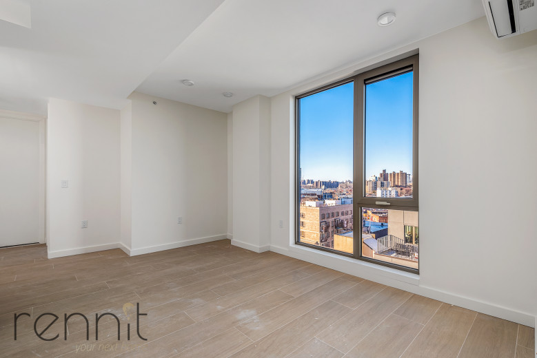 33 Little Nassau St, Apt 901 Image 1
