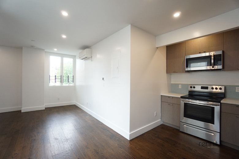 1620 New York Ave, Apt 4G Image 3