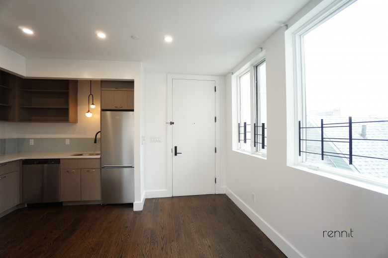 1620 New York Ave, Apt 4G Image 4