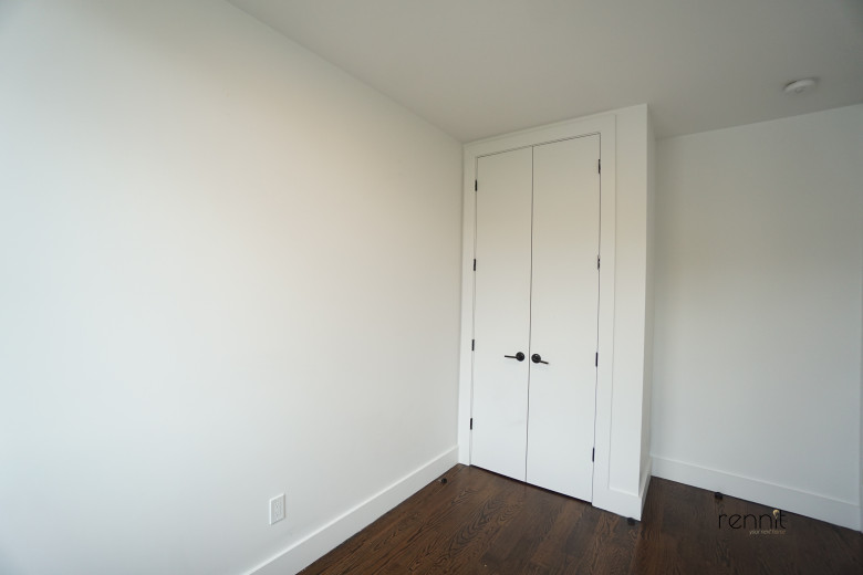 1620 New York Ave, Apt 4E Image 9